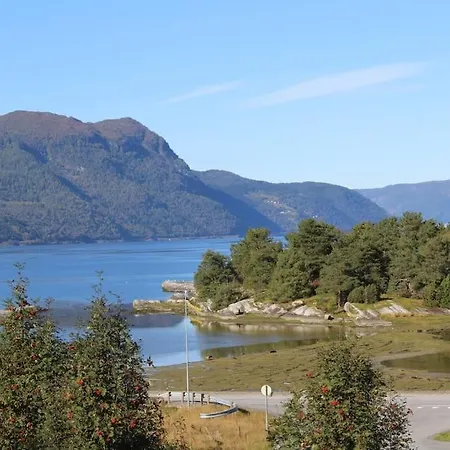 Cozy In Gloppen With A Great View Apartman Vereide